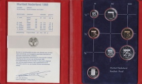 Authentic souvenir of Dutch coin yearset, Guilders Beatrix - Hfl. 0,05 -till Hfl. 5,00 Quality: Proof Packaging: de luxe, including silver Province medal